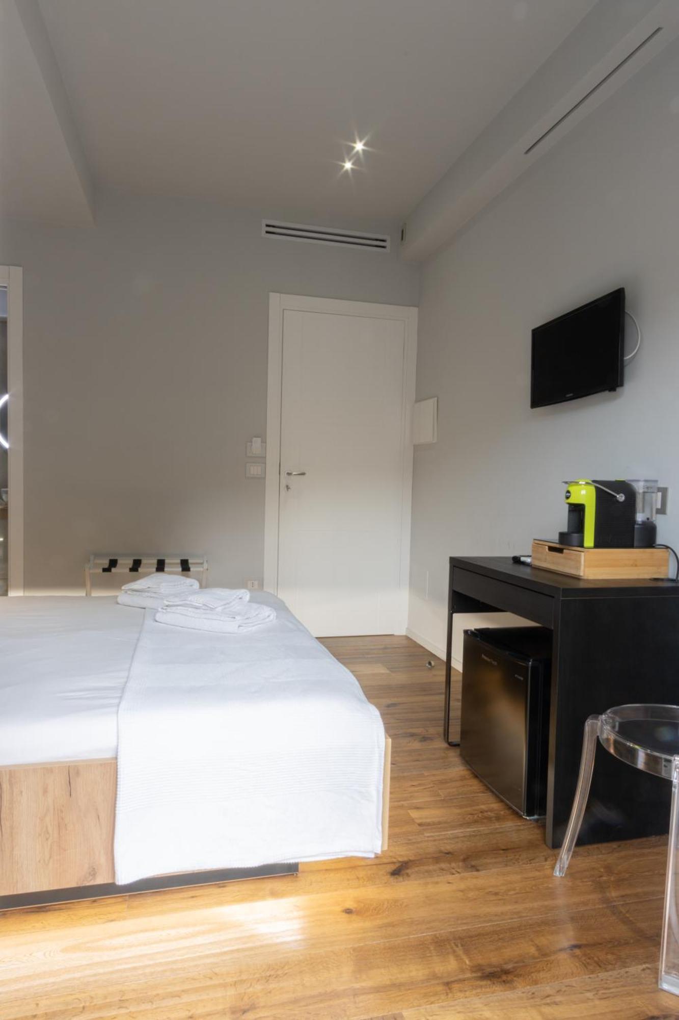 Taormina Boutique Rooms ภายนอก รูปภาพ